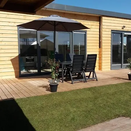 Luxe Vakantie Bungalow Met 3 Slaapkamers Dronrijp Exterior photo